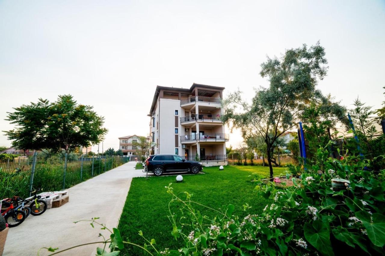 Breeze Villa Mamaia Nord Năvodari Kültér fotó
