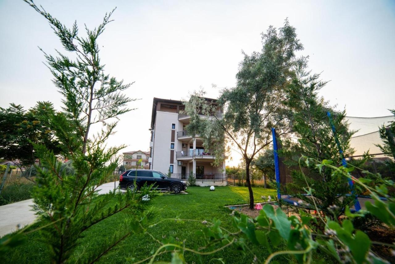 Breeze Villa Mamaia Nord Năvodari Kültér fotó