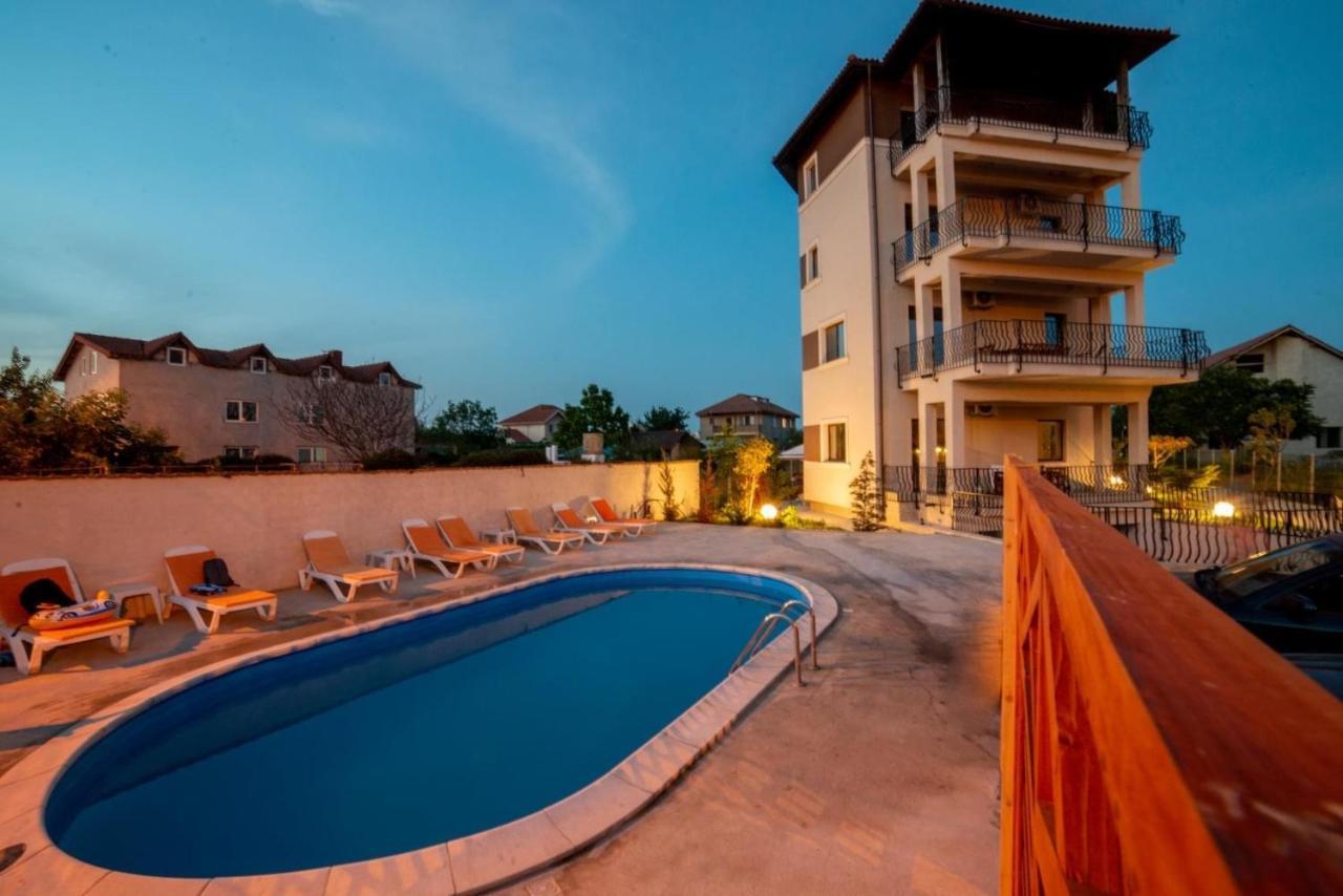 Breeze Villa Mamaia Nord Năvodari Kültér fotó