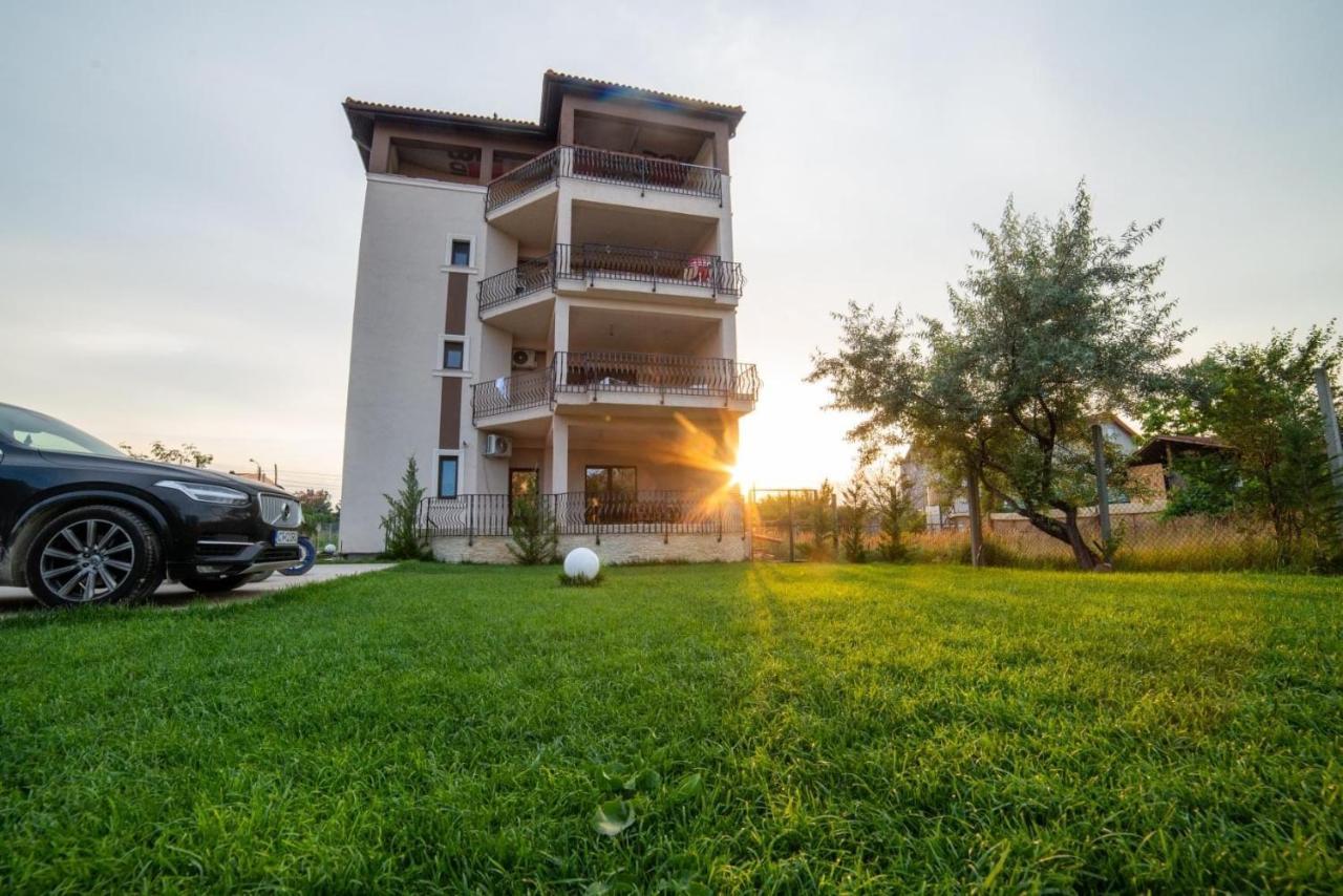 Breeze Villa Mamaia Nord Năvodari Kültér fotó