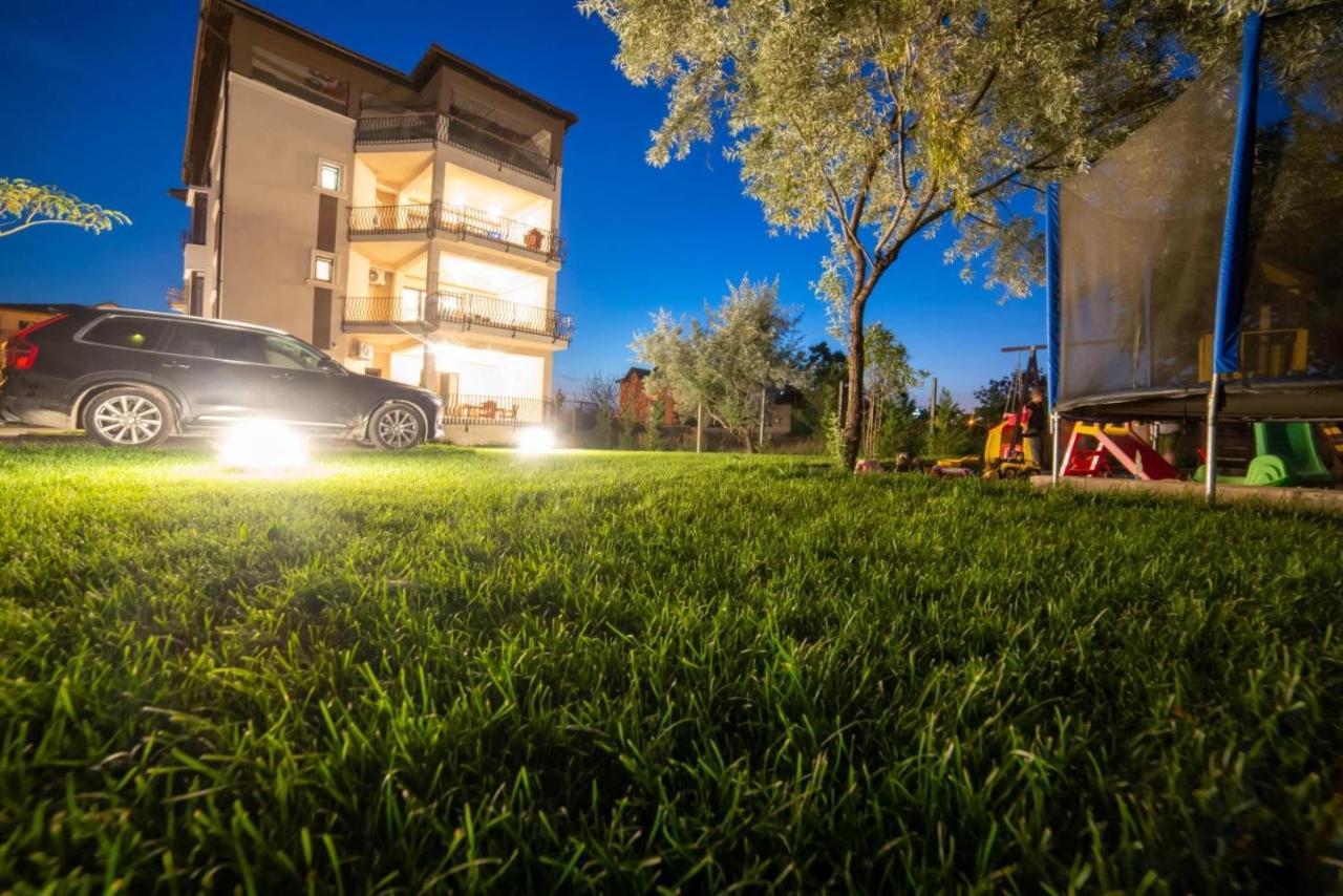 Breeze Villa Mamaia Nord Năvodari Kültér fotó