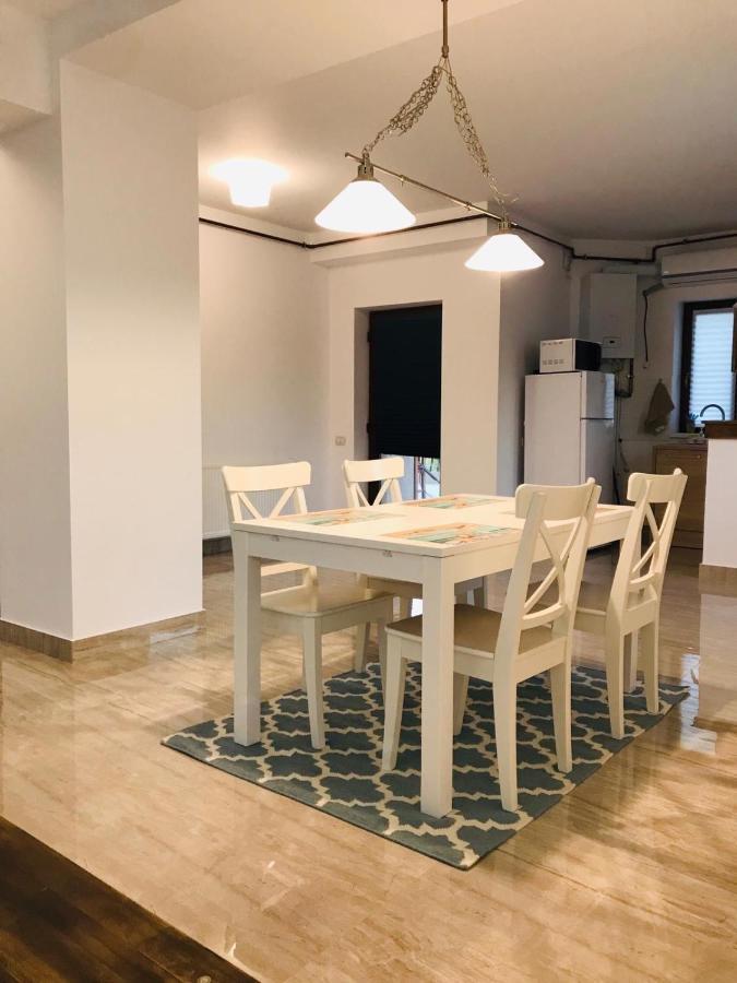 Breeze Villa Mamaia Nord Năvodari Kültér fotó